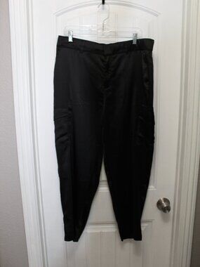 Torrid Women's Black Silky Stretch Satin  Cargo Pants Sz 12 Streetwear (24-5)
